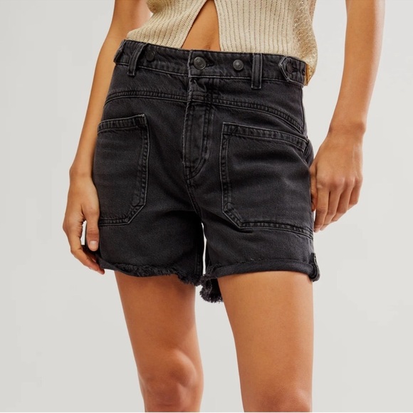 New Free People We The Free Palmer Shorts Denim Jean Slouchy Baggy in Black 27 - Picture 1 of 10